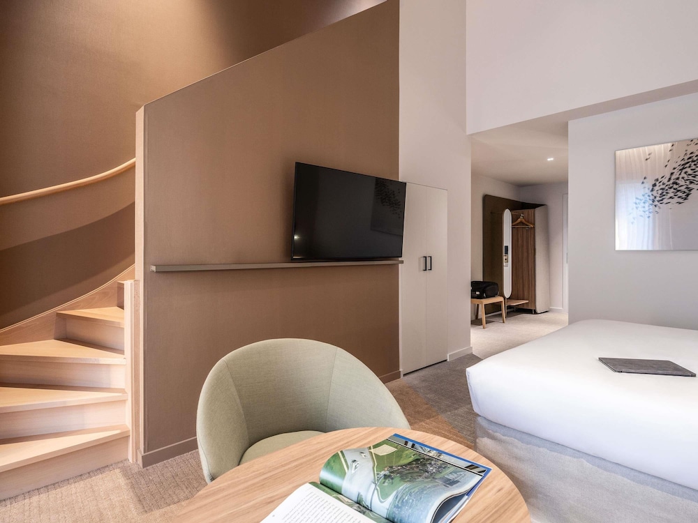 Suite Deluxe, 2 camas de matrimonio del hotel Novotel Brugge Centrum. Foto 1