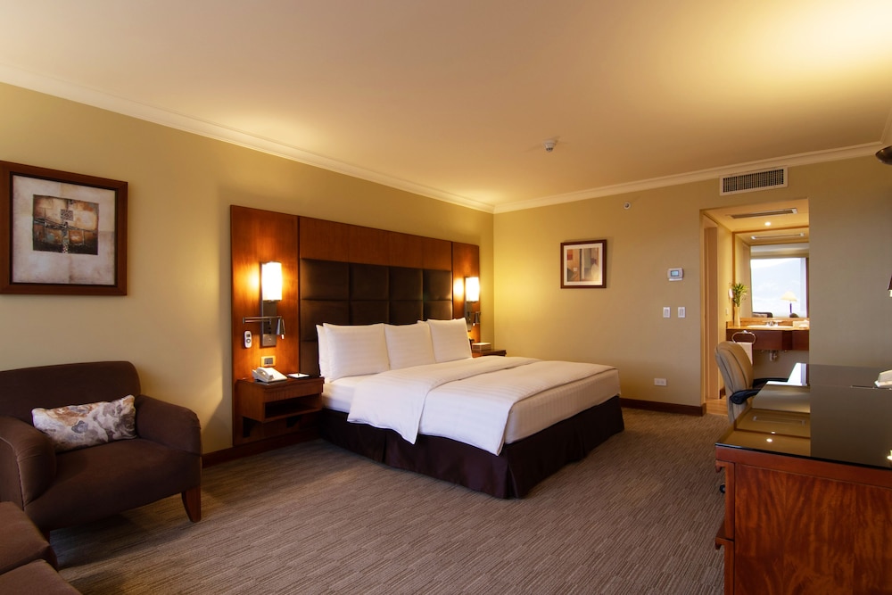 Habitación Grand con Cama King del hotel Swissotel Quito