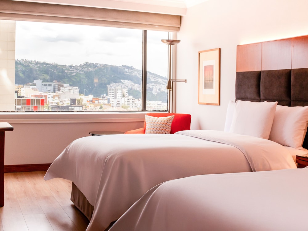 Habitación Advantage Suiza con Dos Camas Individuales del hotel Swissotel Quito. Foto 6