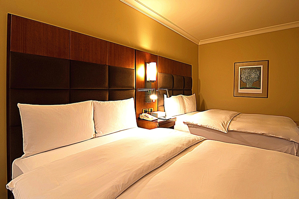 Habitación Premier con Dos Camas Individuales del hotel Swissotel Quito. Foto 2