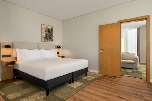 Suite de 1 dormitorio del hotel Holiday Inn Beja, an IHG. Foto 3