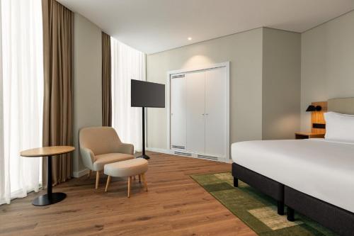 Suite de 1 dormitorio del hotel Holiday Inn Beja, an IHG. Foto 5