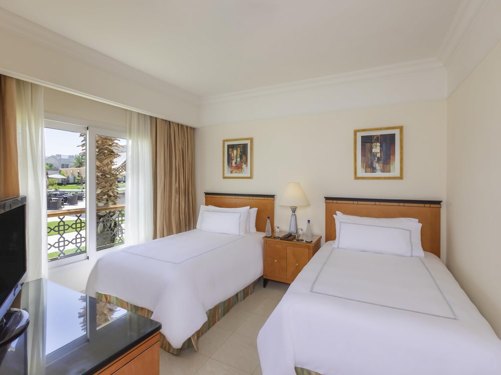 Habitación Familiar Aqua del hotel Swissôtel Sharm El Sheikh All Inclusive Collection. Foto 4