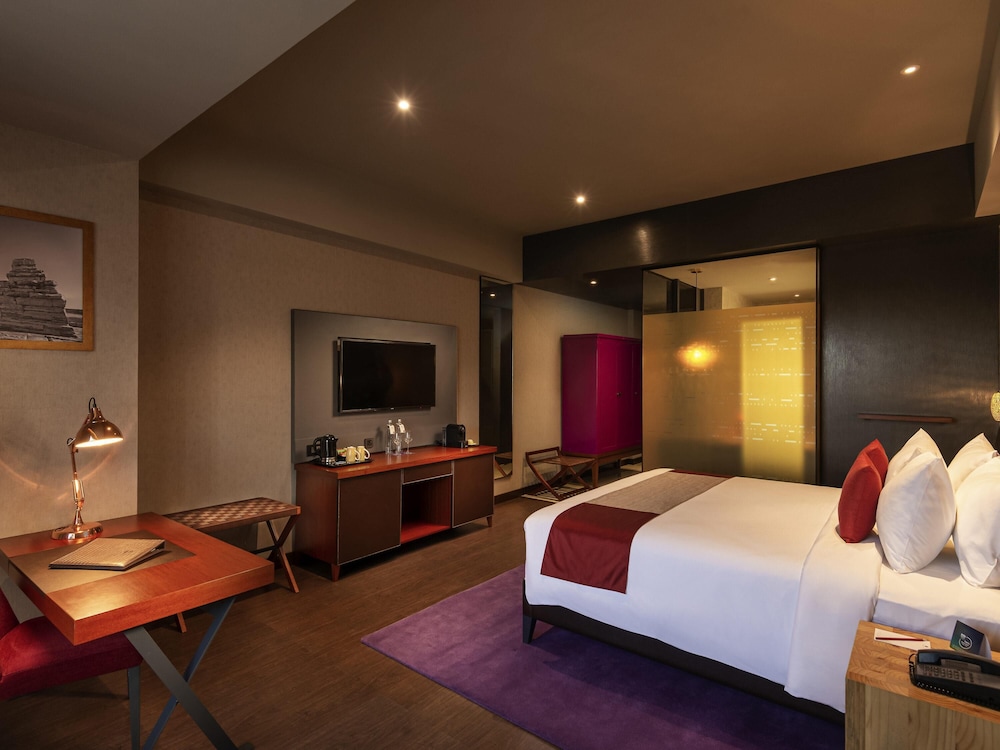 Habitación Ejecutiva, Cama King del hotel Grand Mercure Bengaluru at Gopalan Mall. Foto 2