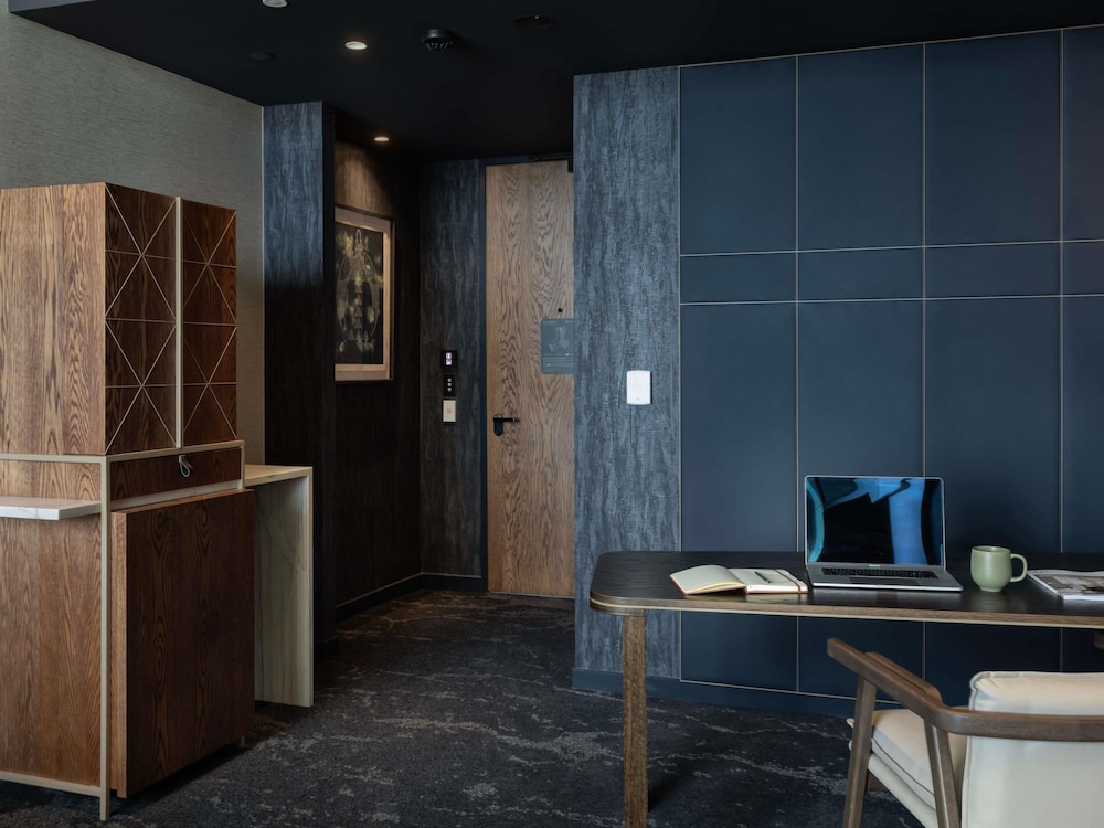 Suite Ejecutiva con 1 cama King Size del hotel Pullman Auckland Airport. Foto 6