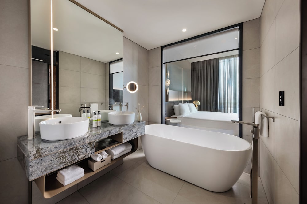 Suite Ejecutiva con 1 cama King Size del hotel Pullman Auckland Airport. Foto 10