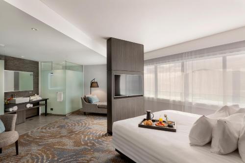Habitación Deluxe con Vistas a la Ciudad y 1 Cama King Size del hotel Pullman Rotorua. Foto 5