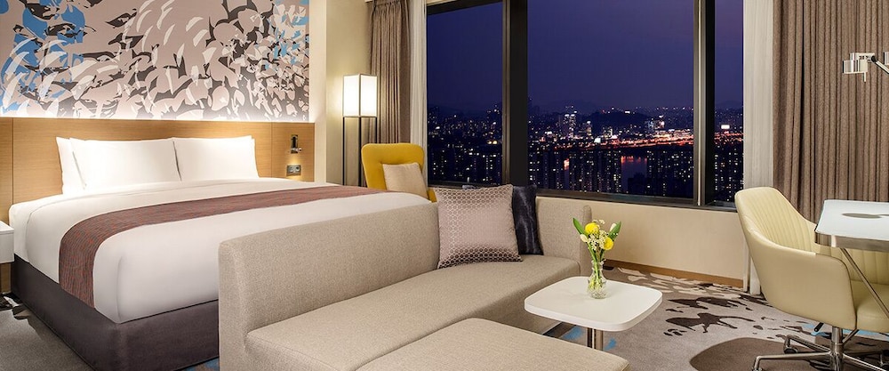 SUITE JUNIOR con 1 cama king size del hotel Novotel Suites Ambassador Seoul Yongsan - Seoul Dragon City. Foto 1