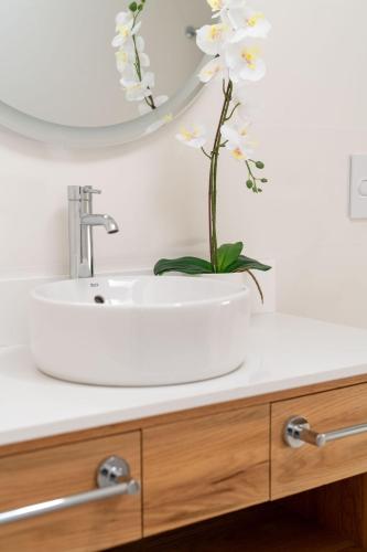 Apartamento de 1 dormitorio con bañera del hotel Nazaret Beach - Adults only. Foto 12