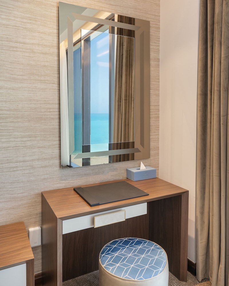 Suite Deluxe, 1 cama doble con sofá cama del hotel Rixos Premium Alamein. Foto 1