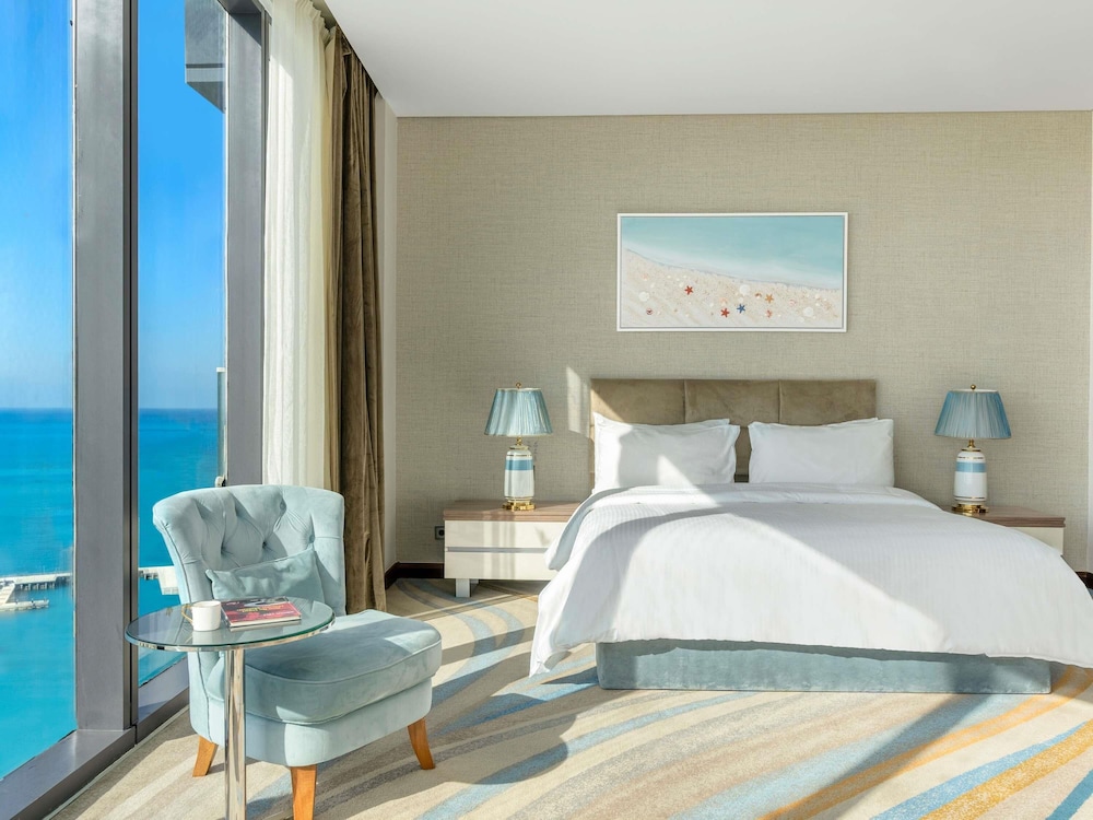 Suite Deluxe, 1 cama doble con sofá cama del hotel Rixos Premium Alamein. Foto 3