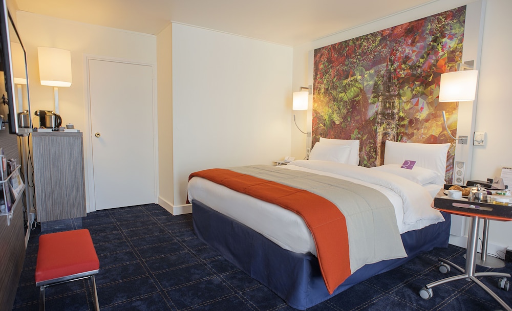 Habitación Privilege - Una cama doble del hotel Mercure Lille Marcq En Baroeul. Foto 2