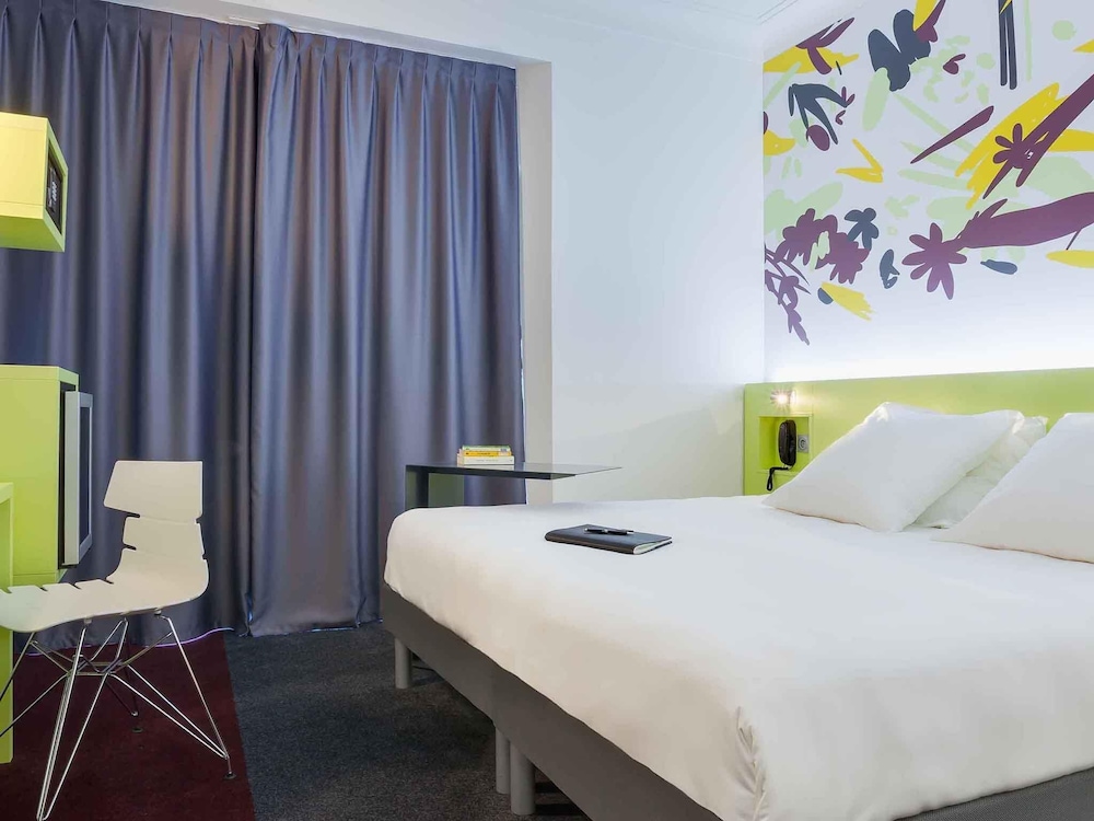 Habitación Standard con una cama doble del hotel Ibis Styles Nantes Centre Gare