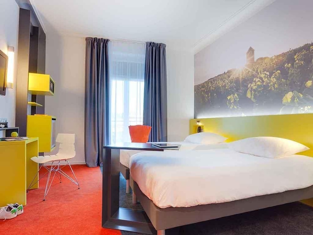 Suite Standard familiar con 2 habitaciones comunicadas del hotel Ibis Styles Nantes Centre Gare. Foto 3