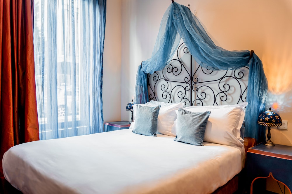 Habitación clásica del hotel Villa Royale Montsouris. Foto 1