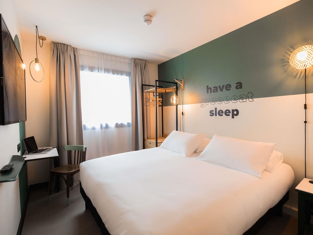 Habitación Pop con 1 cama doble del hotel Greet Brest Aéroport. Foto 8
