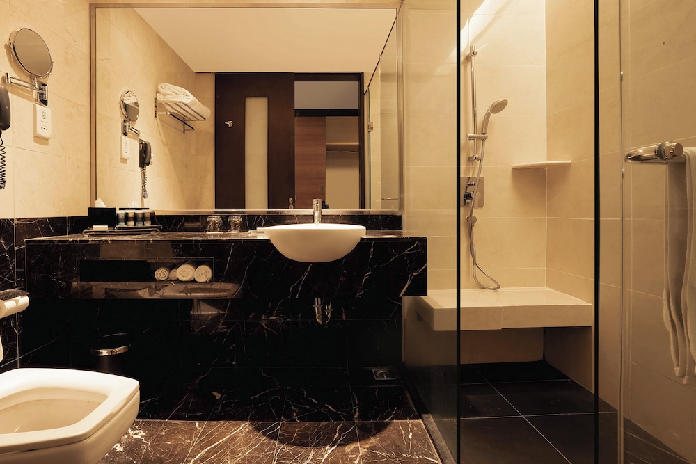 Habitación Deluxe con 2 camas individuales del hotel Impiana Klcc. Foto 6