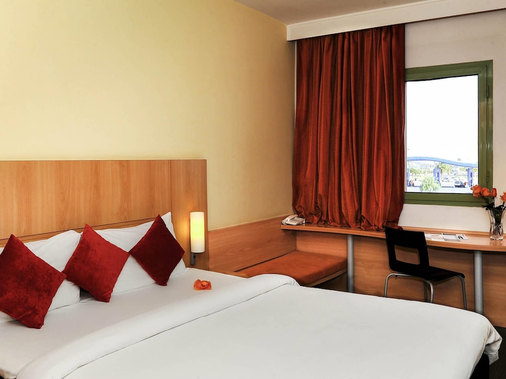 Habitación Estándar con 1 cama doble del hotel Ibis Marrakech Palmeraie. Foto 6