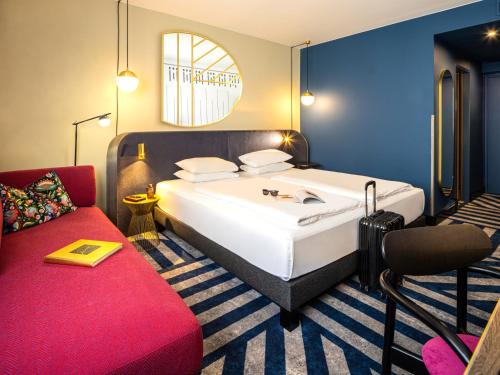 Habitación Superior con cama extragrande del hotel Mercure Wien City. Foto 2