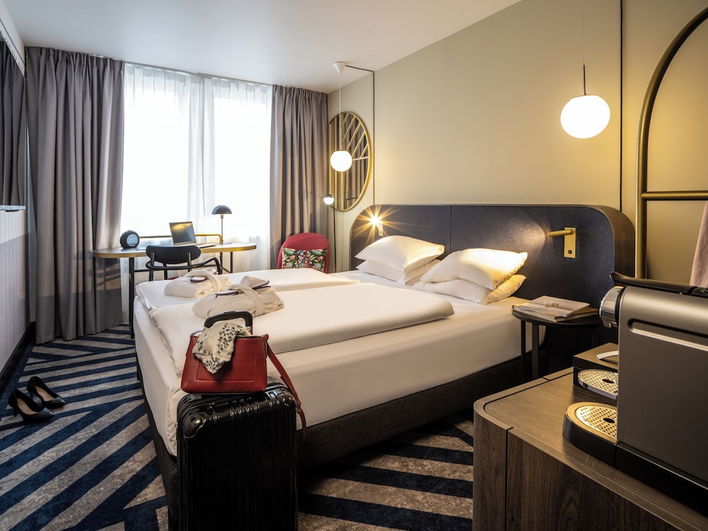 Habitación estándar, 1 cama doble, accesible para personas con discapacidad del hotel Mercure Wien City. Foto 6