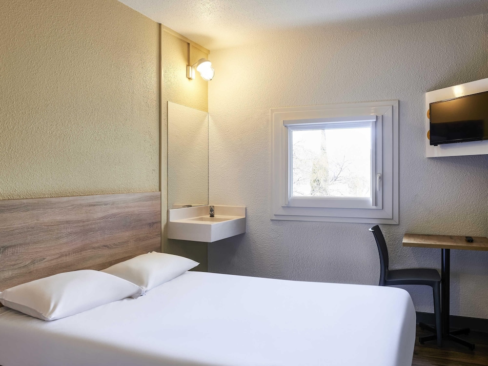 Habitación doble del hotel hotelF1 Toulouse Aéroport. Foto 1