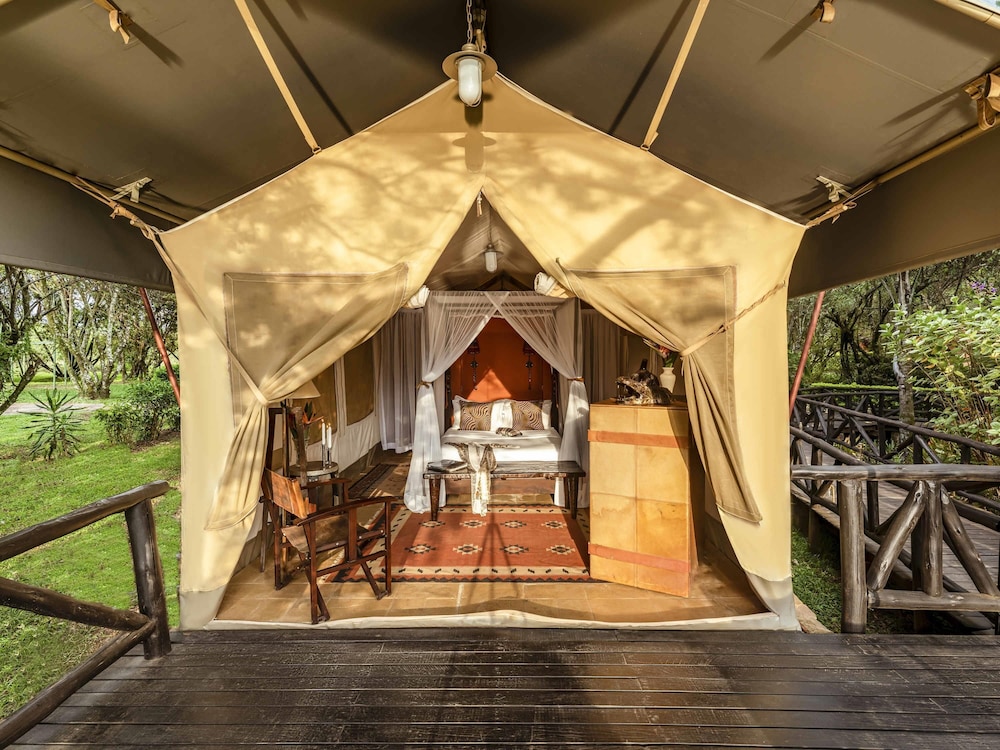 Habitación Deluxe, 1 cama de matrimonio del hotel Fairmont Mara Safari Club. Foto 1