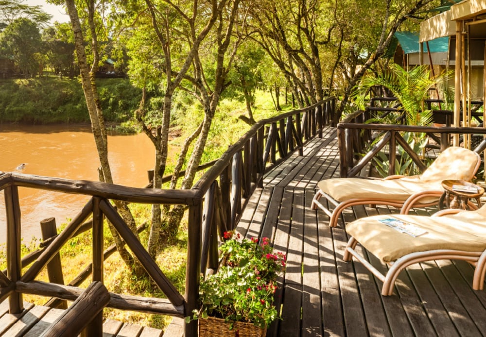 Habitación, 2 camas de matrimonio (Riverfront Tent with Twin Beds) del hotel Fairmont Mara Safari Club. Foto 6