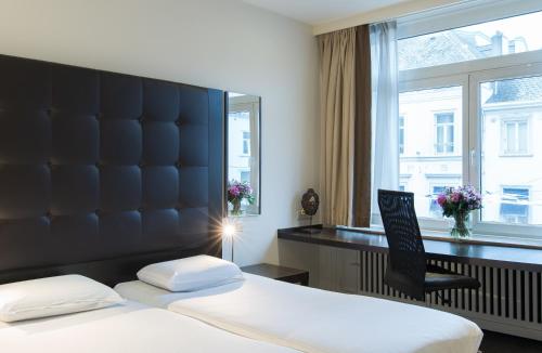 Habitación Business - 2 camas del hotel CHAMBORD. Foto 2