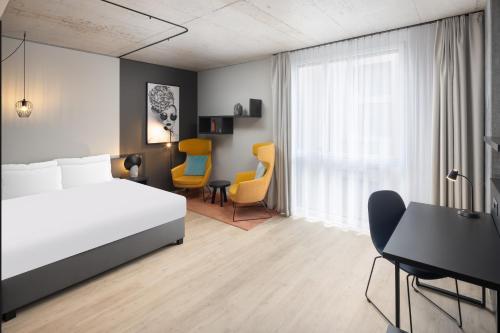Suite Estudio Premium del hotel Radisson and Suites Zurich. Foto 1