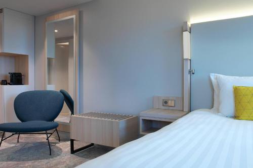 Comfort Triple Room - Free Airport Shuttle del hotel The Jangle Hotel - Paris - Charles de Gaulle - Airport. Foto 3