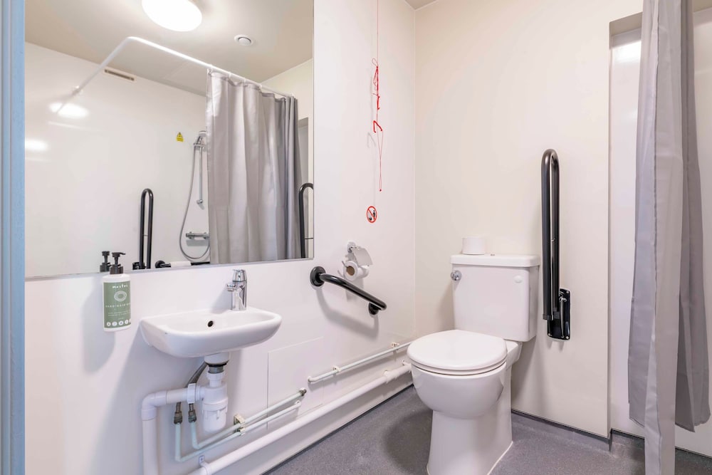 Accessible Double Room del hotel easyLondon Croydon. Foto 6