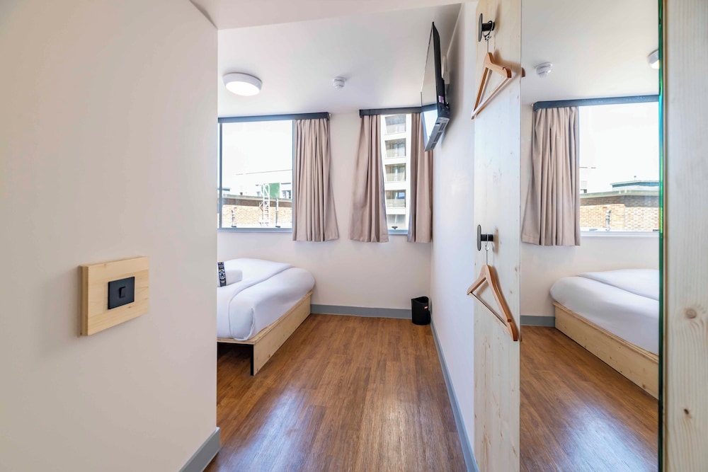 Accessible Double Room del hotel easyLondon Croydon. Foto 9