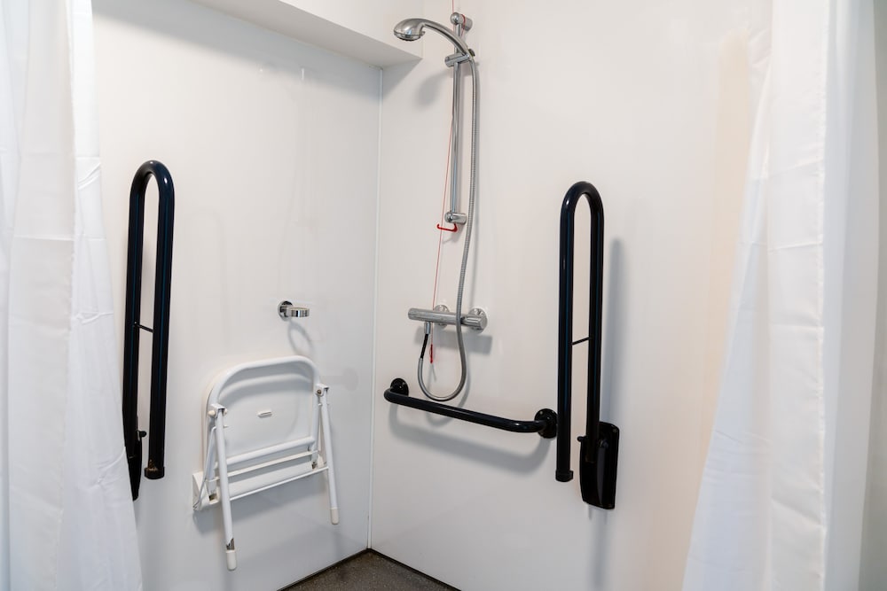 Accessible Double Room del hotel easyLondon Croydon. Foto 15