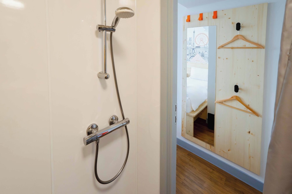 Double Room del hotel easyLondon Croydon. Foto 9