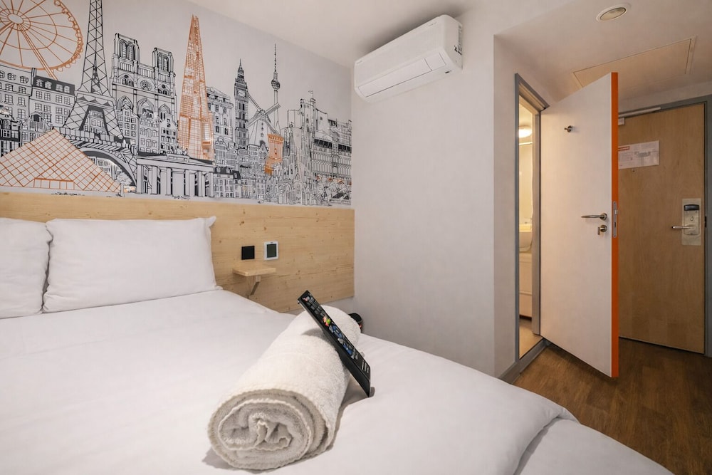 Habitación doble (No Windows) del hotel easyLondon Croydon