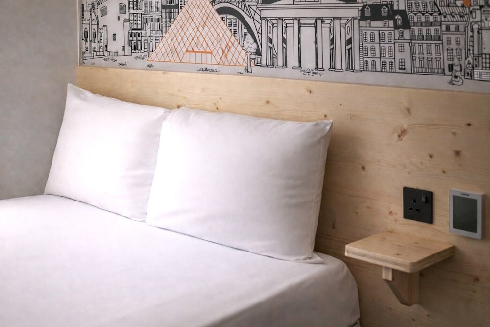 Habitación doble (No Windows) del hotel easyLondon Croydon. Foto 1