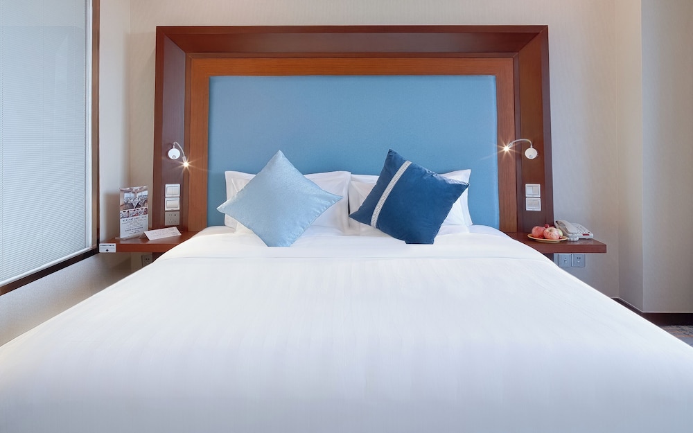 Habitación estándar, 1 cama de matrimonio, no fumadores del hotel Novotel Shanghai Atlantis. Foto 1