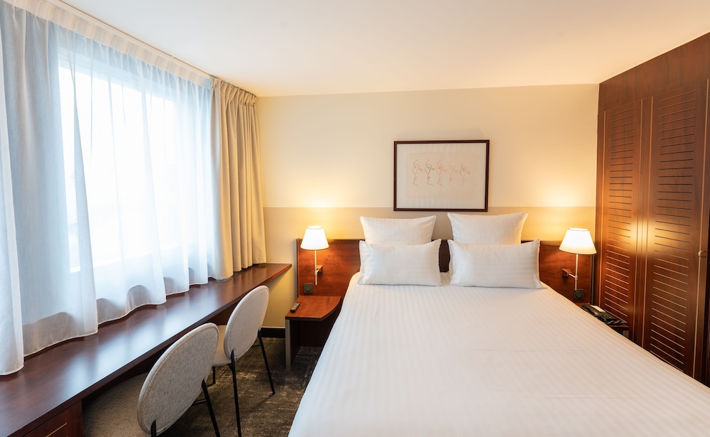 Habitación Clásica - 1 cama doble del hotel Mercure Paris Gare Montparnasse TGV. Foto 4