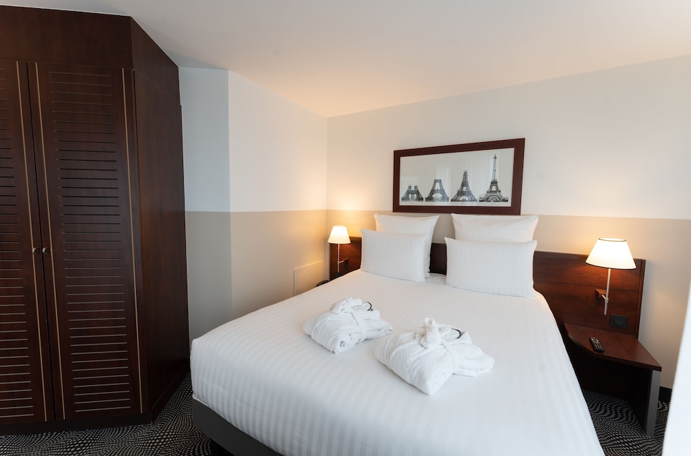 Habitación Privilege - 1 cama doble del hotel Mercure Paris Gare Montparnasse TGV. Foto 7
