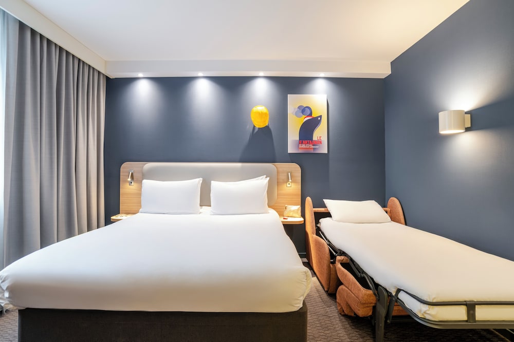 Habitación SMART - 1 cama doble y 1 sofá - cama individual del hotel IBIS STYLES BORDEAUX LORMONT. Foto 1