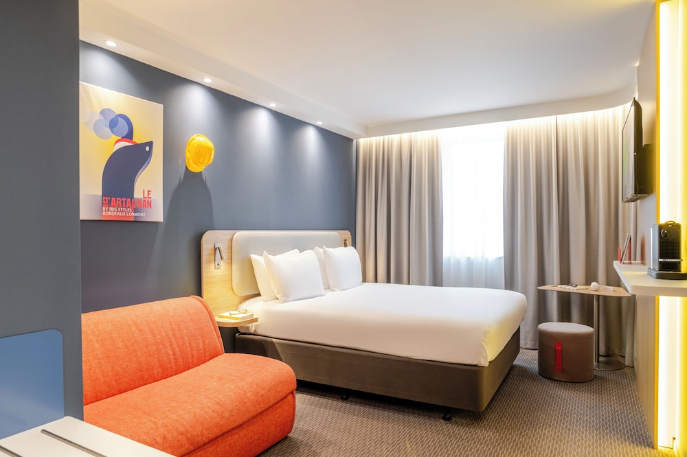 Habitación Confort - 1 cama doble y 1 sofá - cama para 1 persona del hotel IBIS STYLES BORDEAUX LORMONT