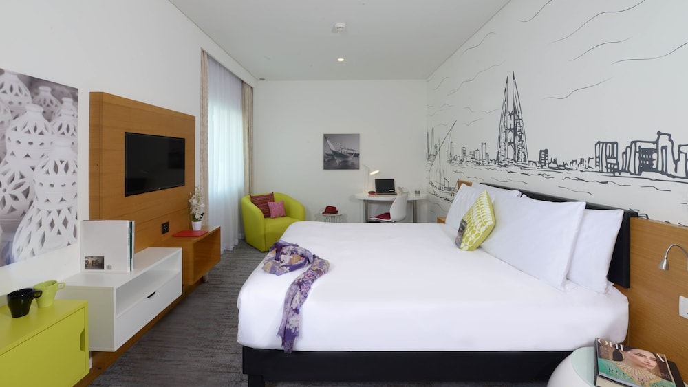 Habitación Estándar, Dos Camas Individuales, Vistas a la Ciudad del hotel ibis Styles Manama Diplomatic Area. Foto 1