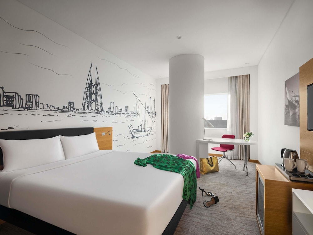 Habitación Estándar, Dos Camas Individuales, Vistas a la Ciudad del hotel ibis Styles Manama Diplomatic Area. Foto 2