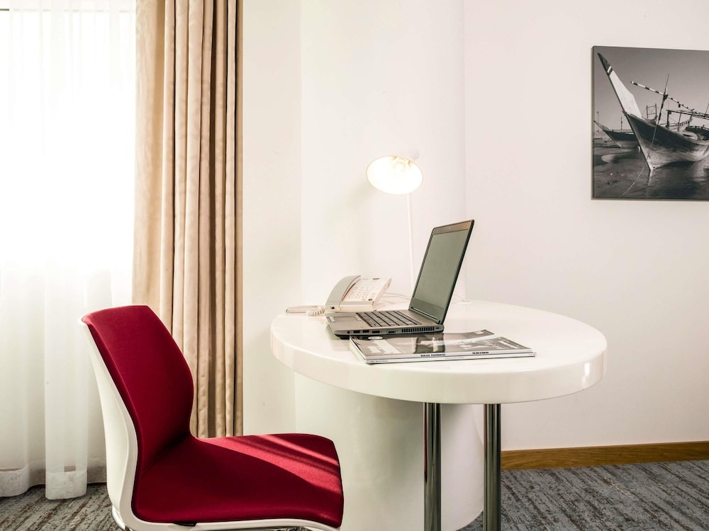 Habitación Estándar, Dos Camas Individuales, Vistas a la Ciudad del hotel ibis Styles Manama Diplomatic Area. Foto 7