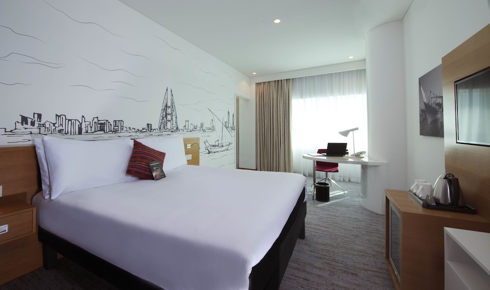 Suite Estándar, Dos Camas Individuales, Vistas a la Ciudad del hotel ibis Styles Manama Diplomatic Area. Foto 10