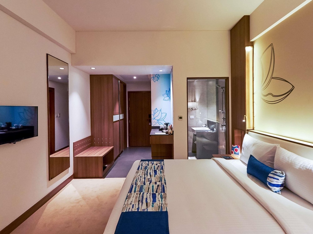 Suite Ejecutiva del hotel Mercure Chennai Sriperumbudur. Foto 2