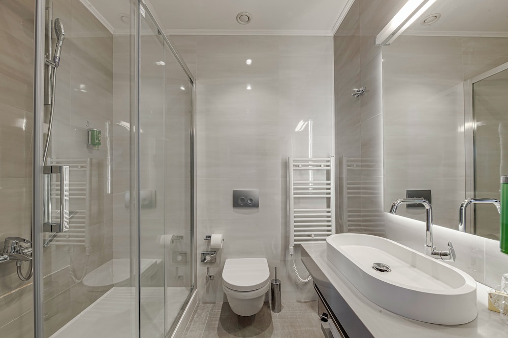 Habitación superior con 1 cama doble o 2 individuales (4 * ) del hotel Lero. Foto 4