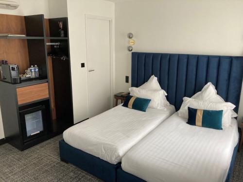 Habitación Doble Confort - 2 camas del hotel Le Grand Hôtel de Normandie. Foto 5