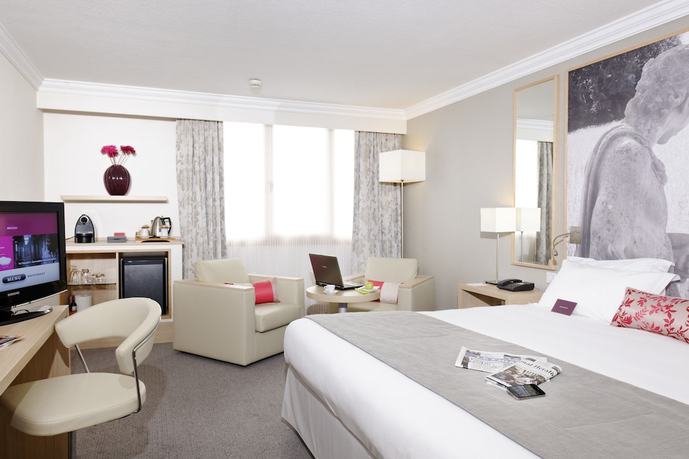 Habitación Superior - 1 cama doble del hotel Mercure Paris Velizy. Foto 1