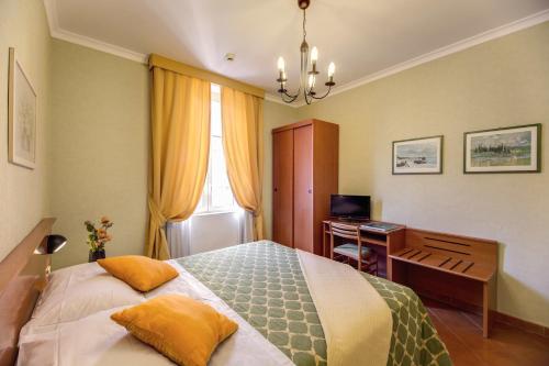 Habitación Doble del hotel Corona. Foto 3